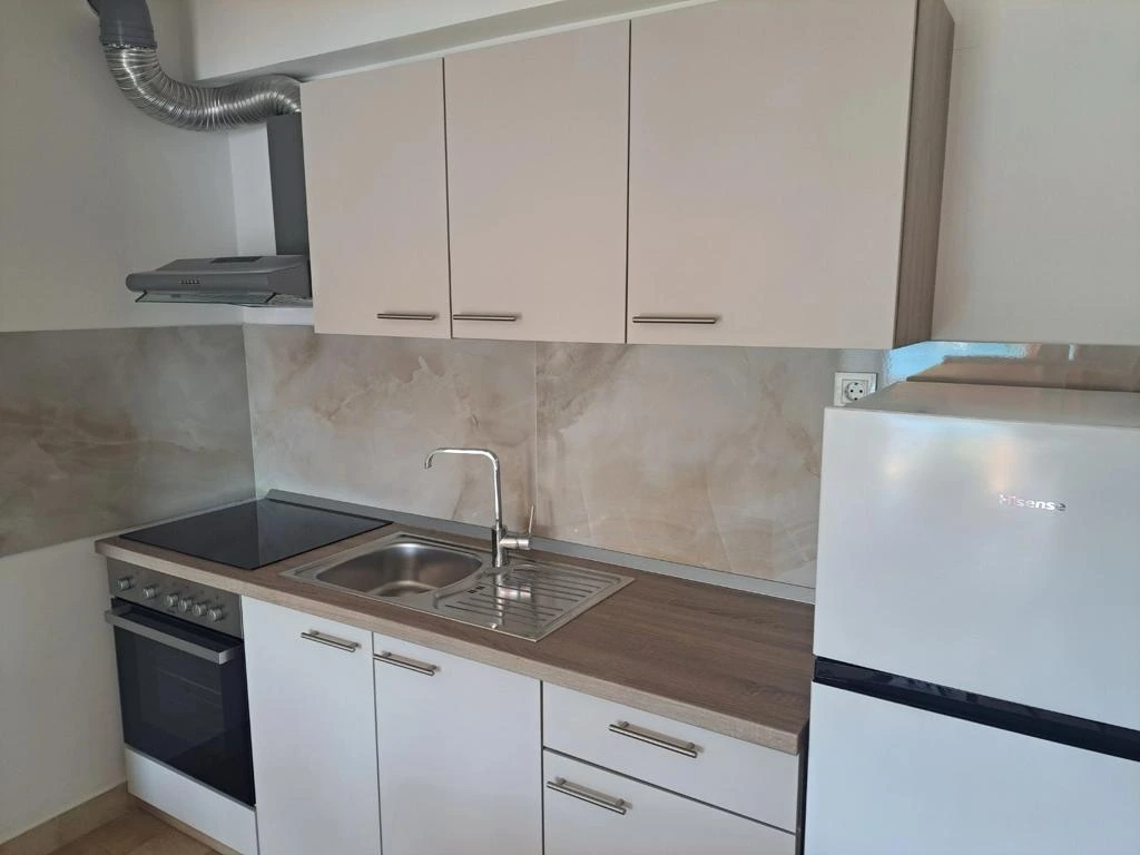 Apartment 3