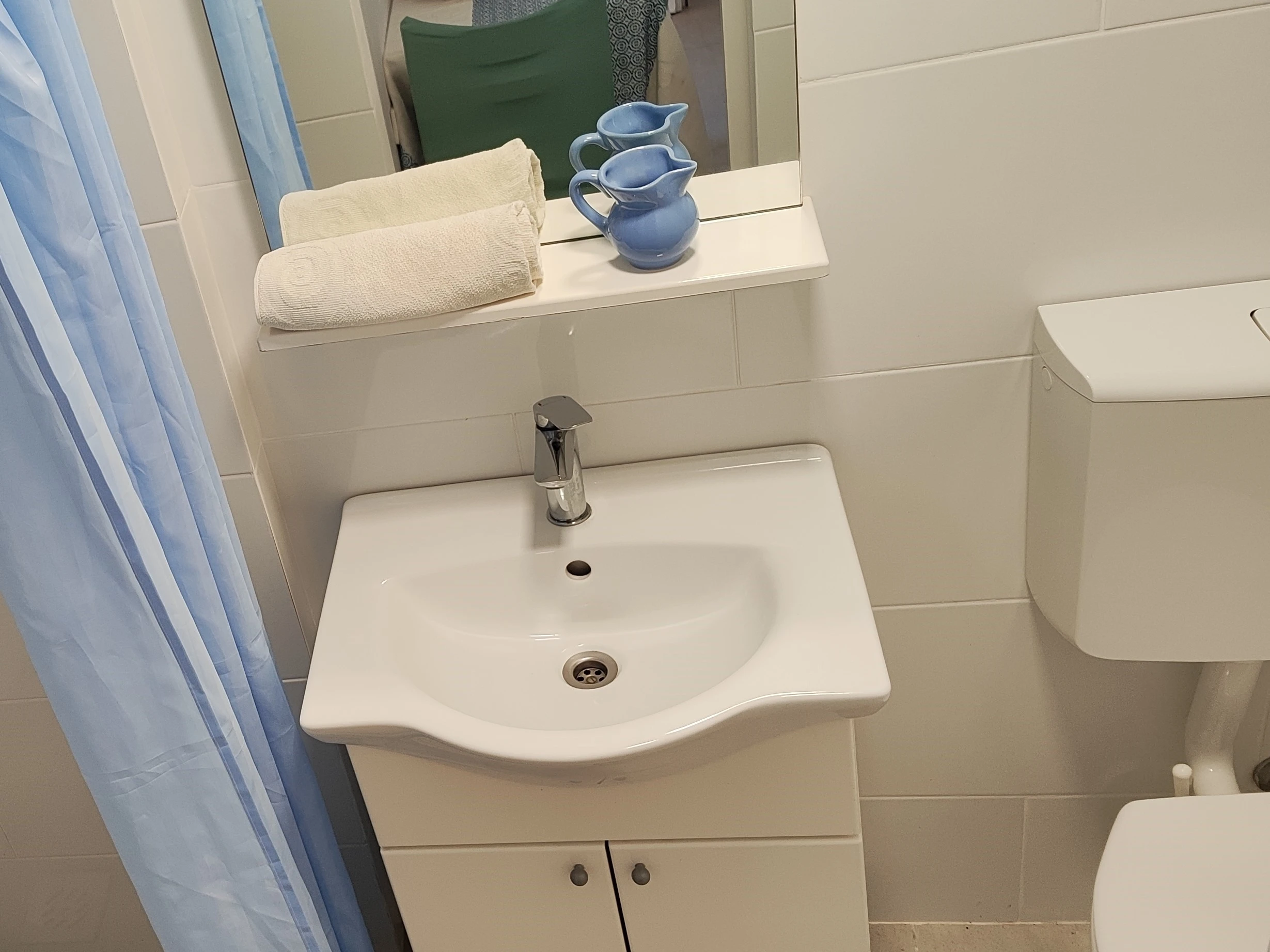 Apartment 6